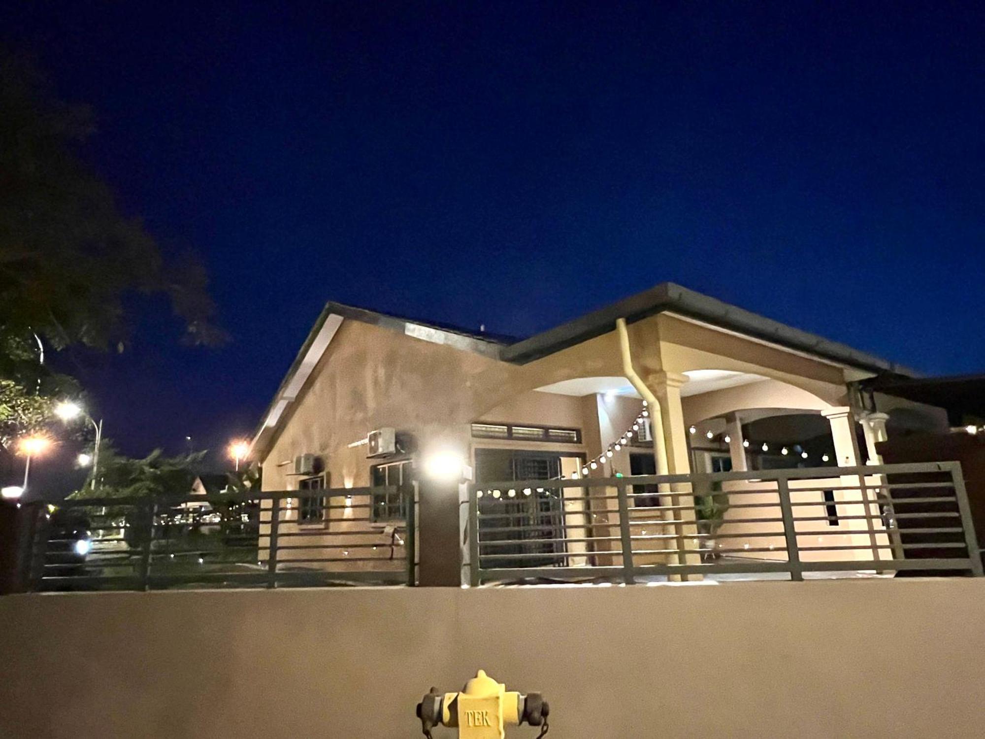 Quayside Cove Homestay - Corner House, Shah Alam Rimbayu Netflix Syok Tv Bbq Exteriér fotografie